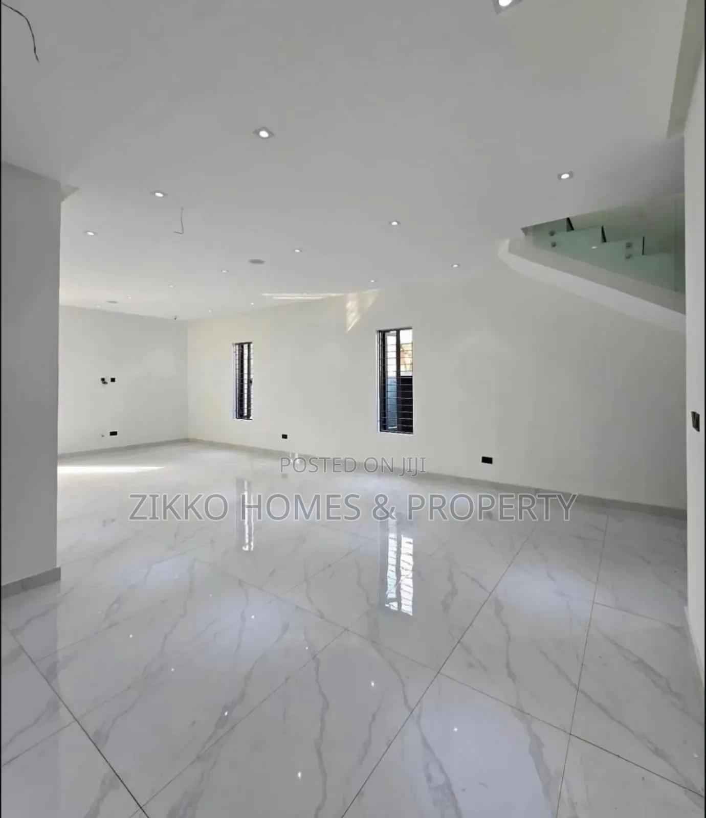 5bdrm Duplex in Ikate, Lekki for sale