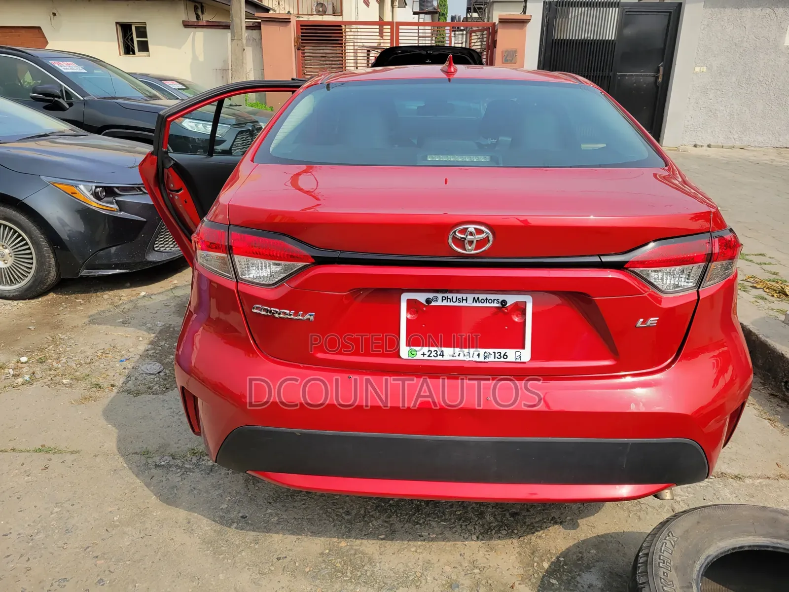 Toyota Corolla LE 2021 Red