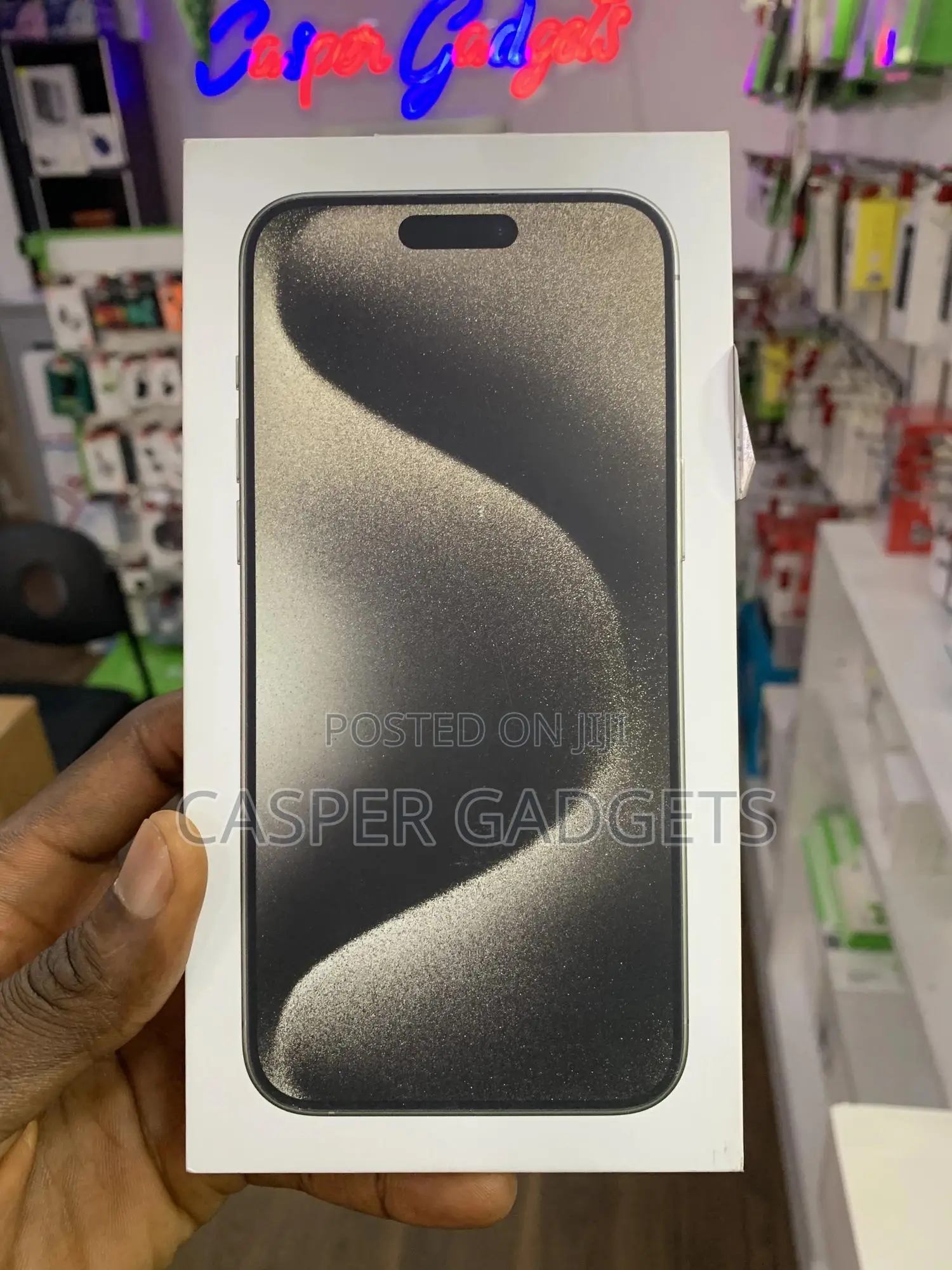 New Apple iPhone 15 Pro Max 256 GB