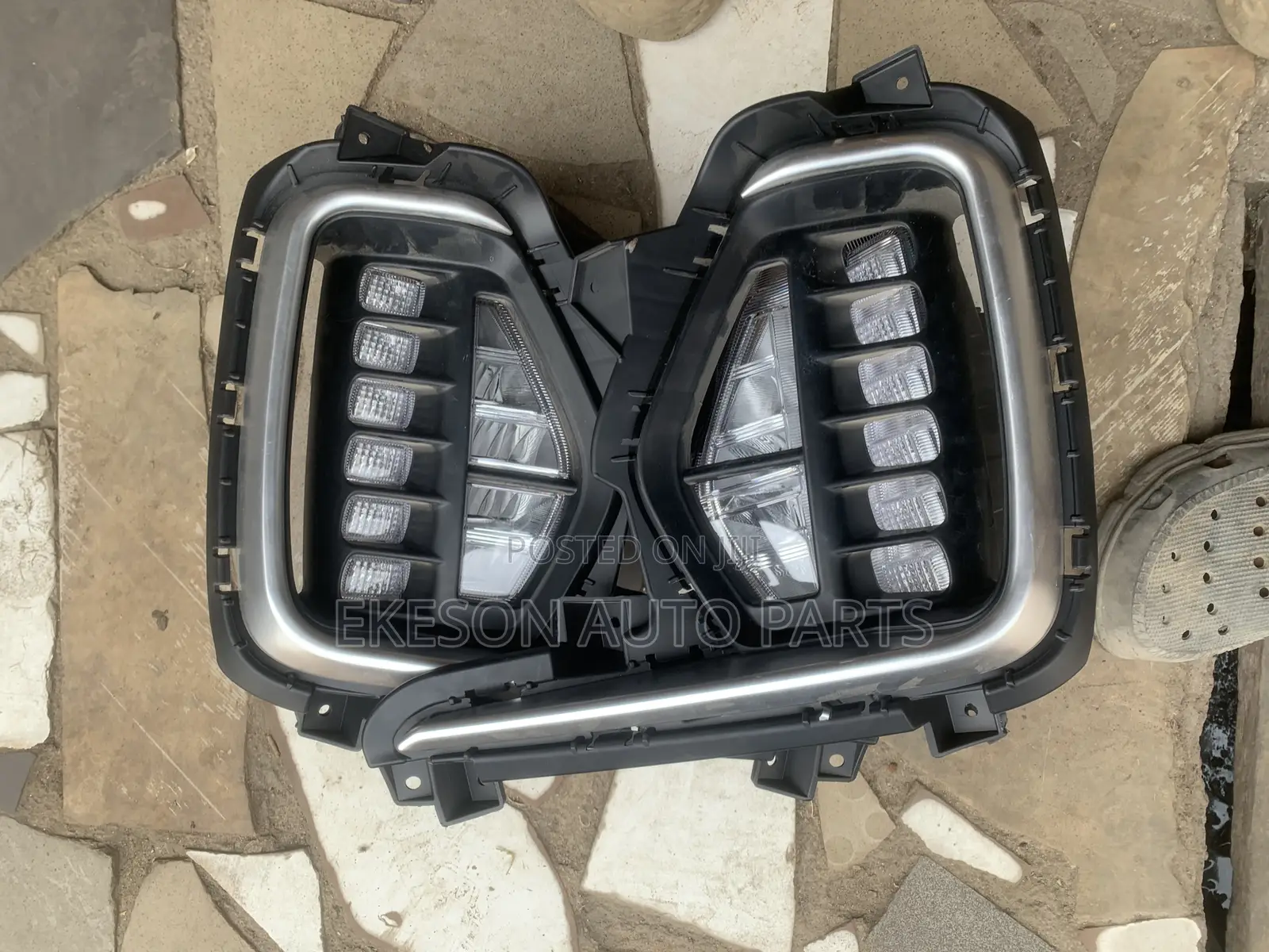 Fog Lamp and Cover Grand Hyundai Santafe 2016 2017 2018