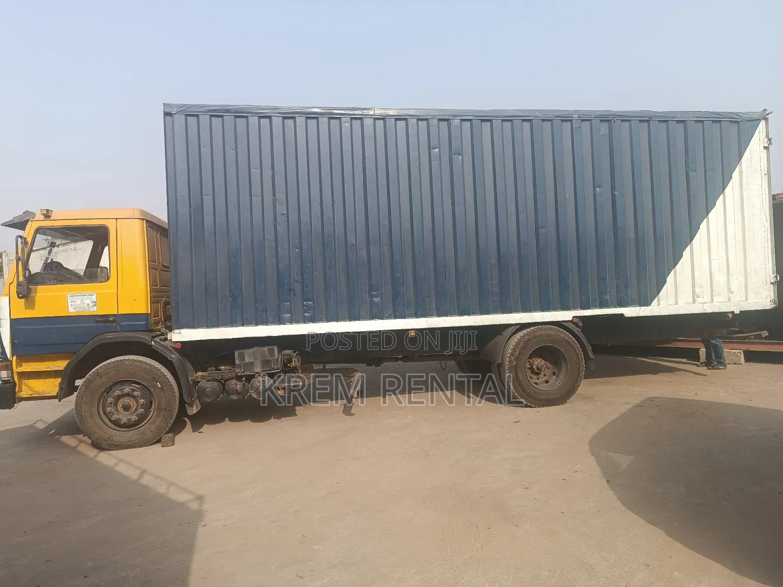 Hire Trucks for Moving Services Near Me