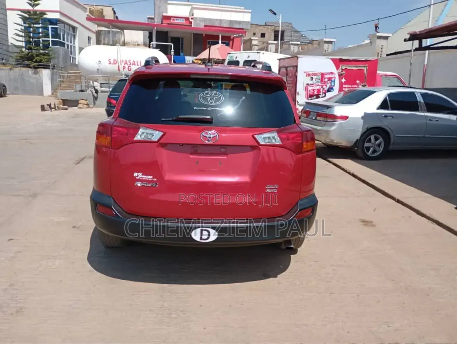 Toyota RAV4 2015 Red