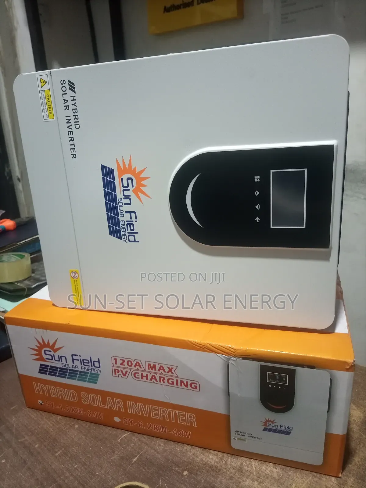 Sun Field Hybrid Inverter 4.2kva 24v With Warranty.