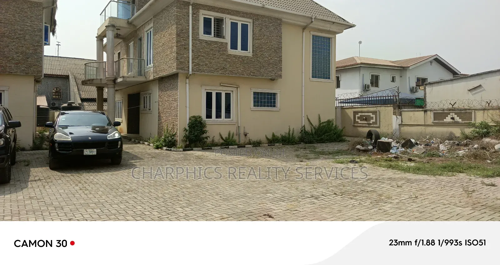 10bdrm Duplex in Ikeja GRA for sale