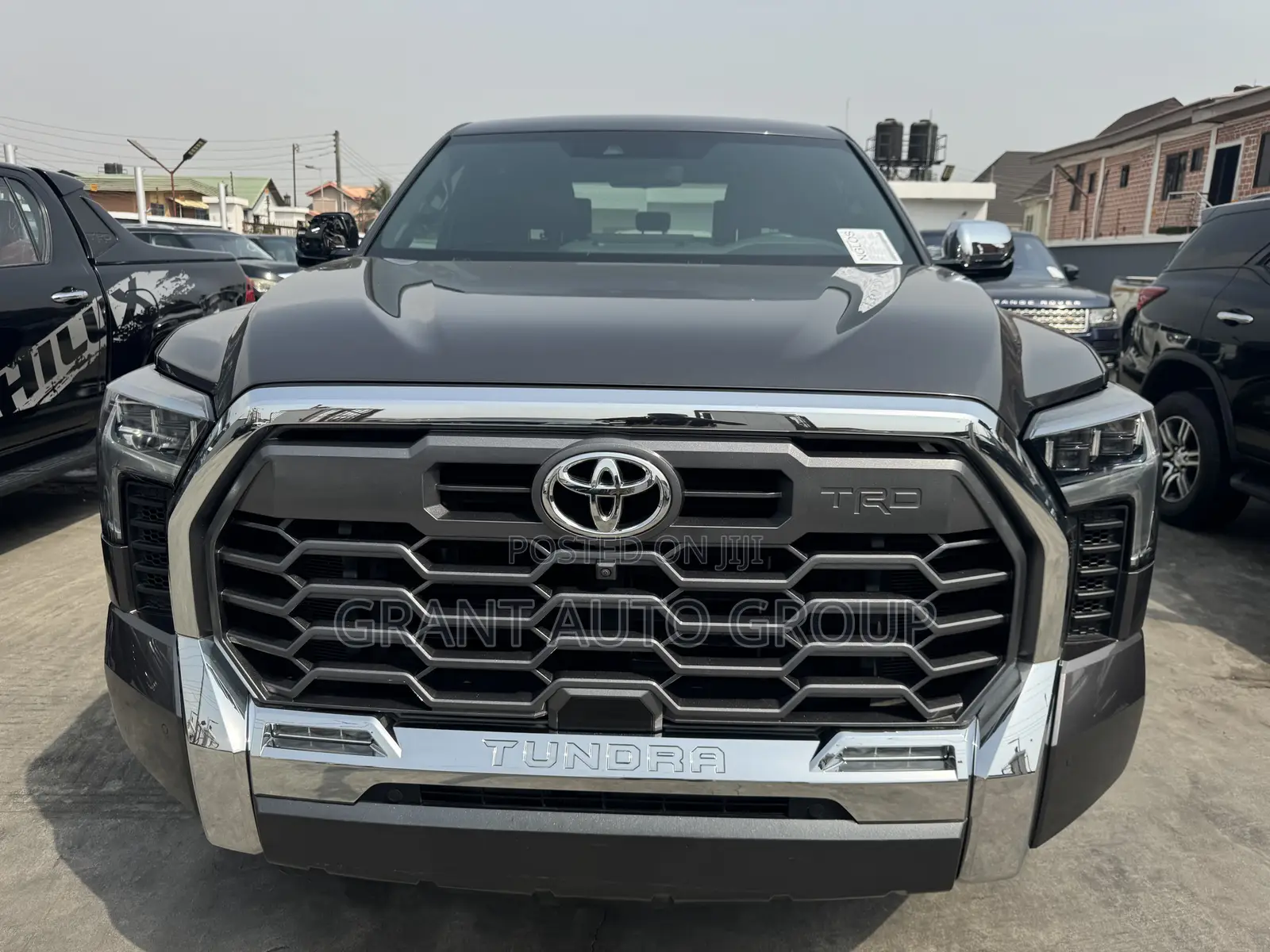 Toyota Tundra 2023 Gray
