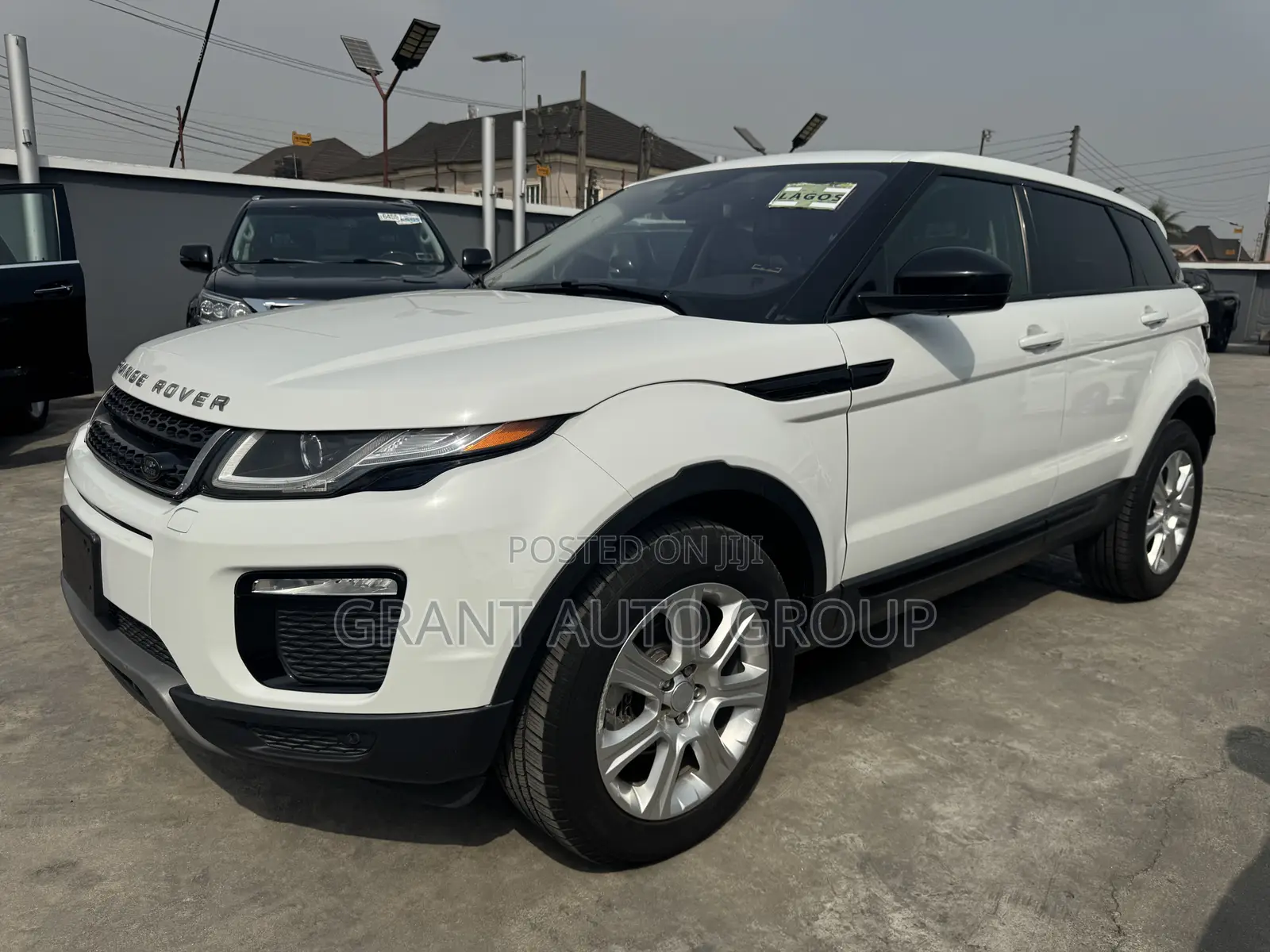 Land Rover Range Rover Evoque SE Premium 4x4 5-Door 2017 White