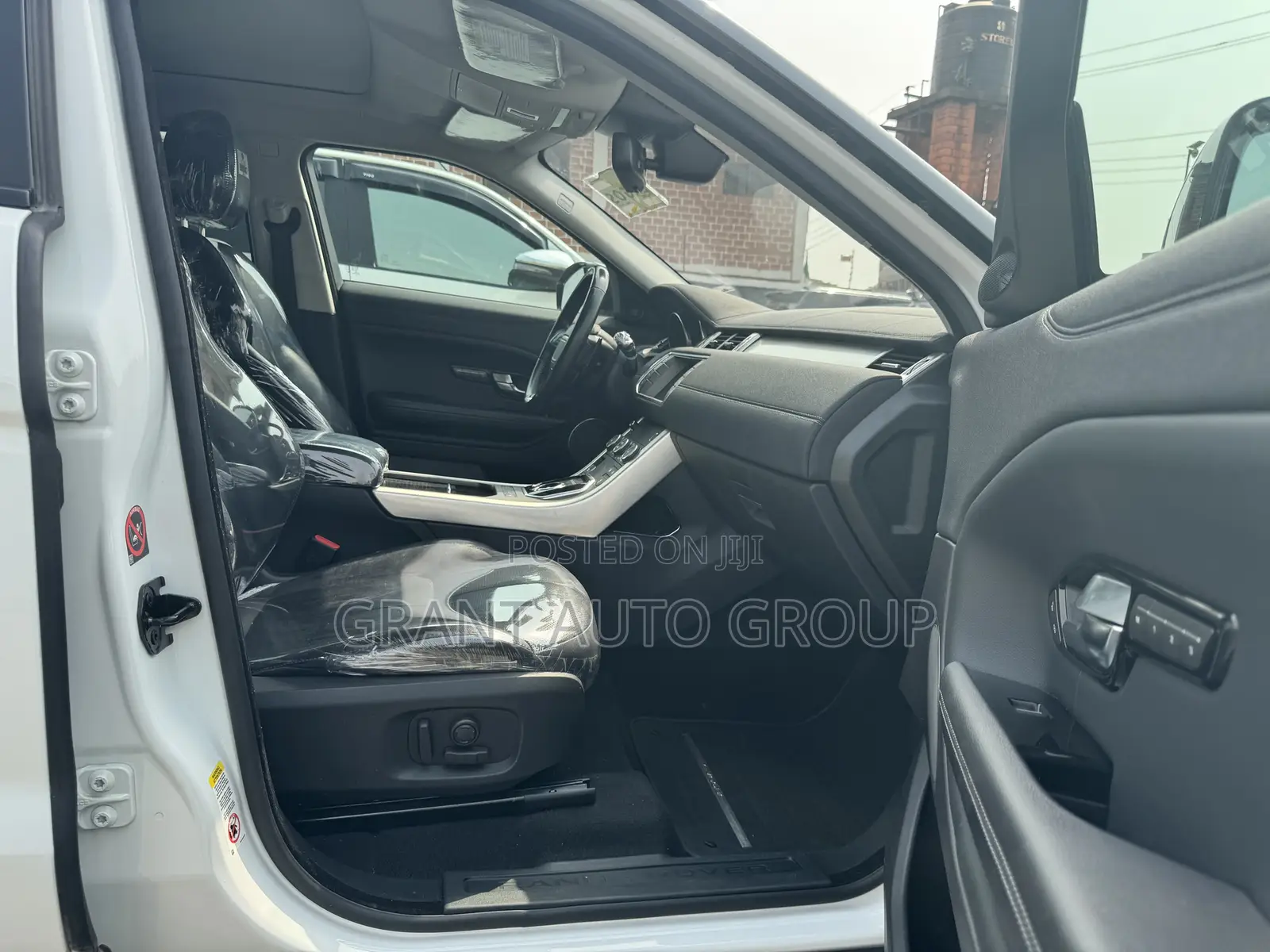 Land Rover Range Rover Evoque SE Premium 4x4 5-Door 2017 White