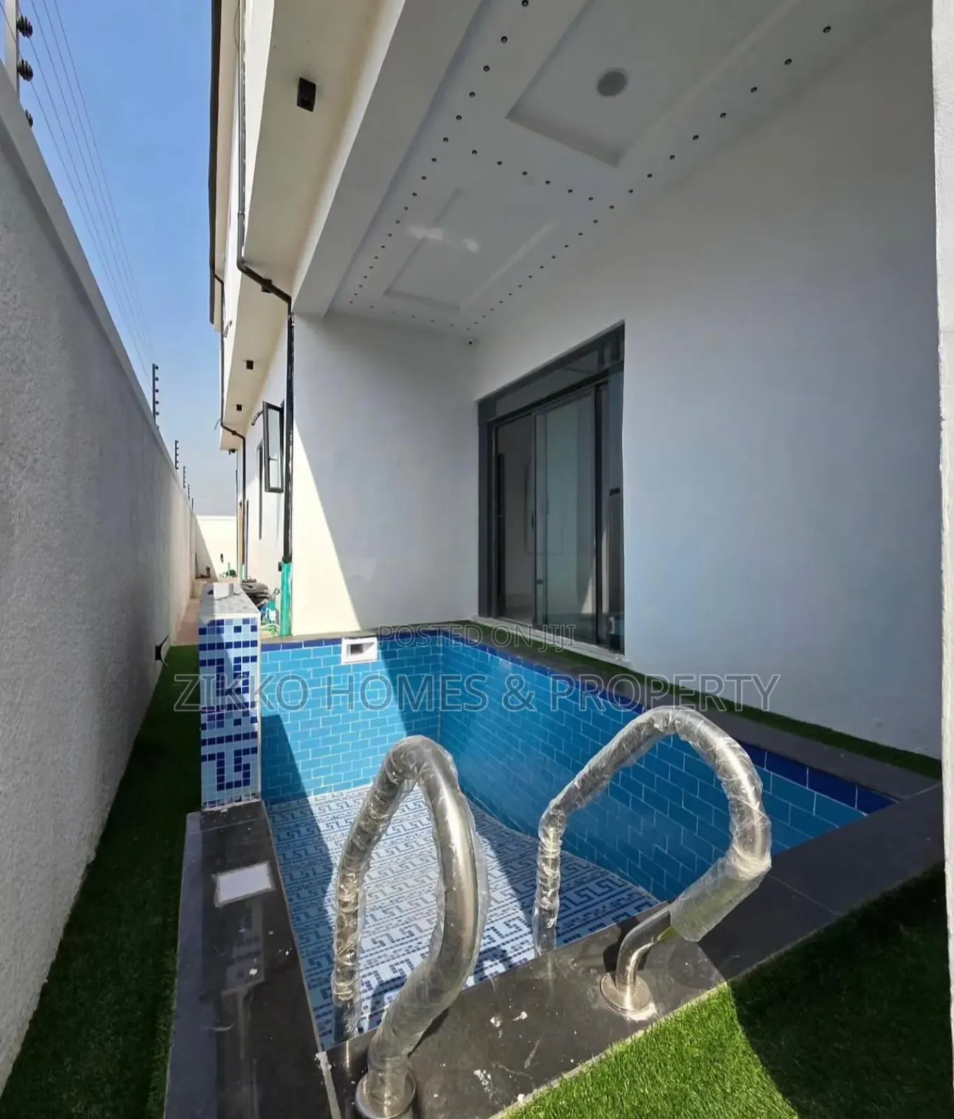 5bdrm Duplex in Ajah for sale