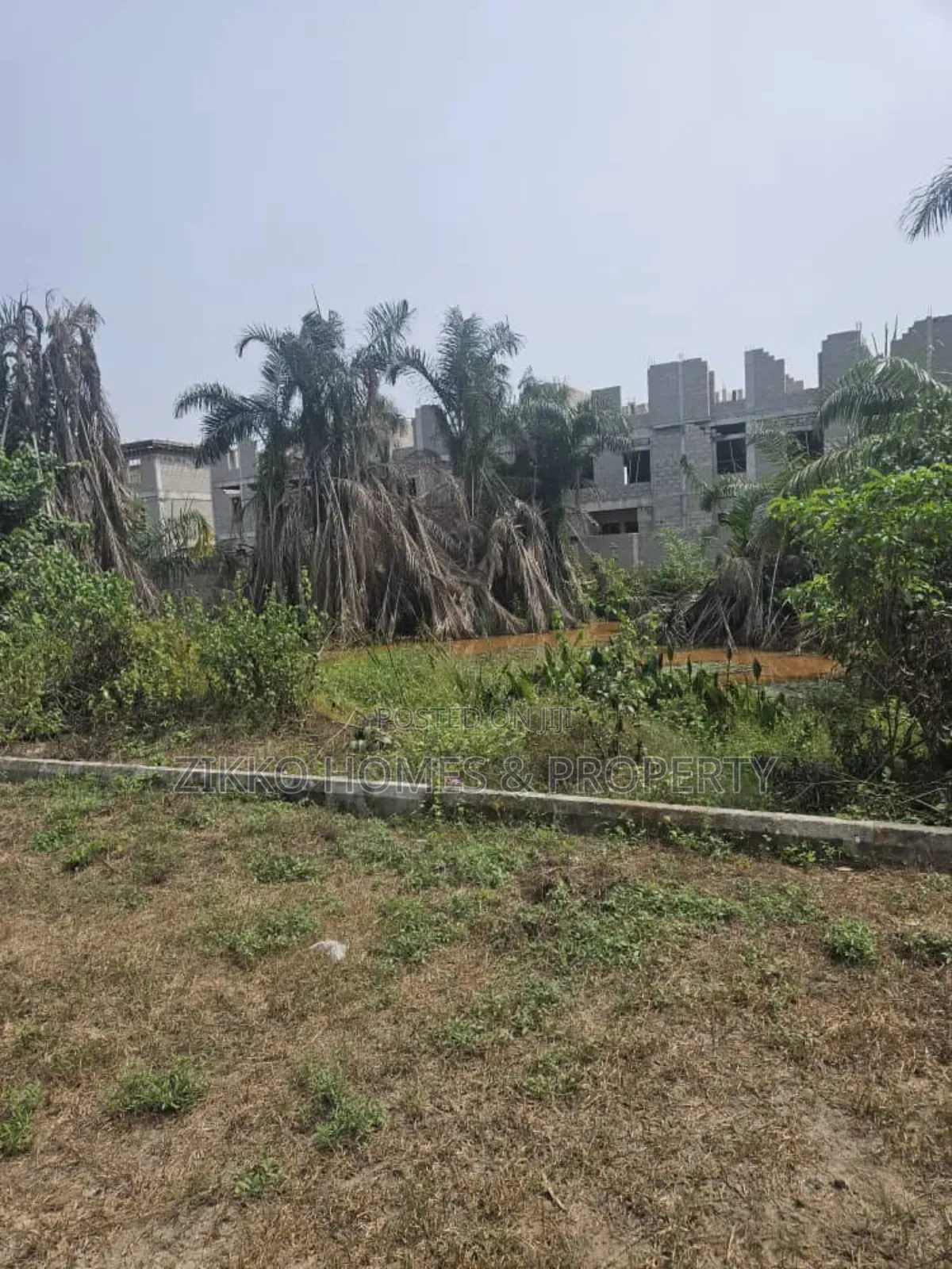 Land for Sale at Fara Park Estate