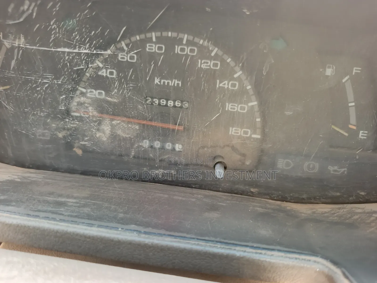 Isuzu KB 1993 Off white