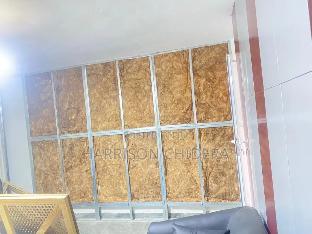 Walls,Doors and Roofs Soundproofing