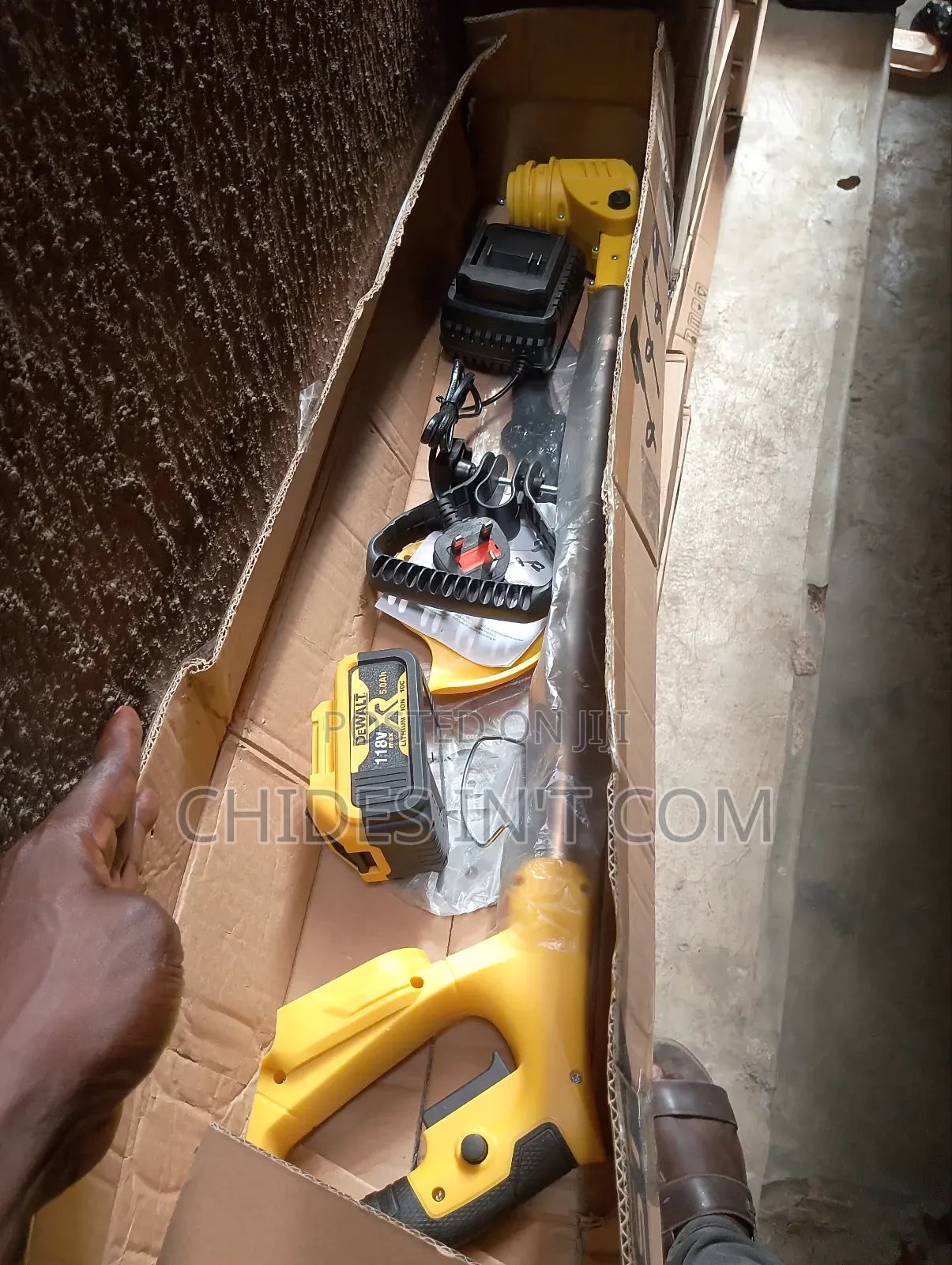 Cordless Brush Cutter Double Batteries