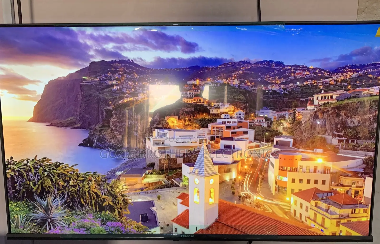 HISENSE 55inches UHD Smart Television With 1year Warranty