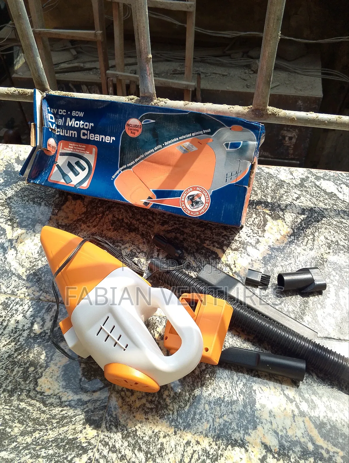 12v DC Dual Motor Vacuum Cleaner