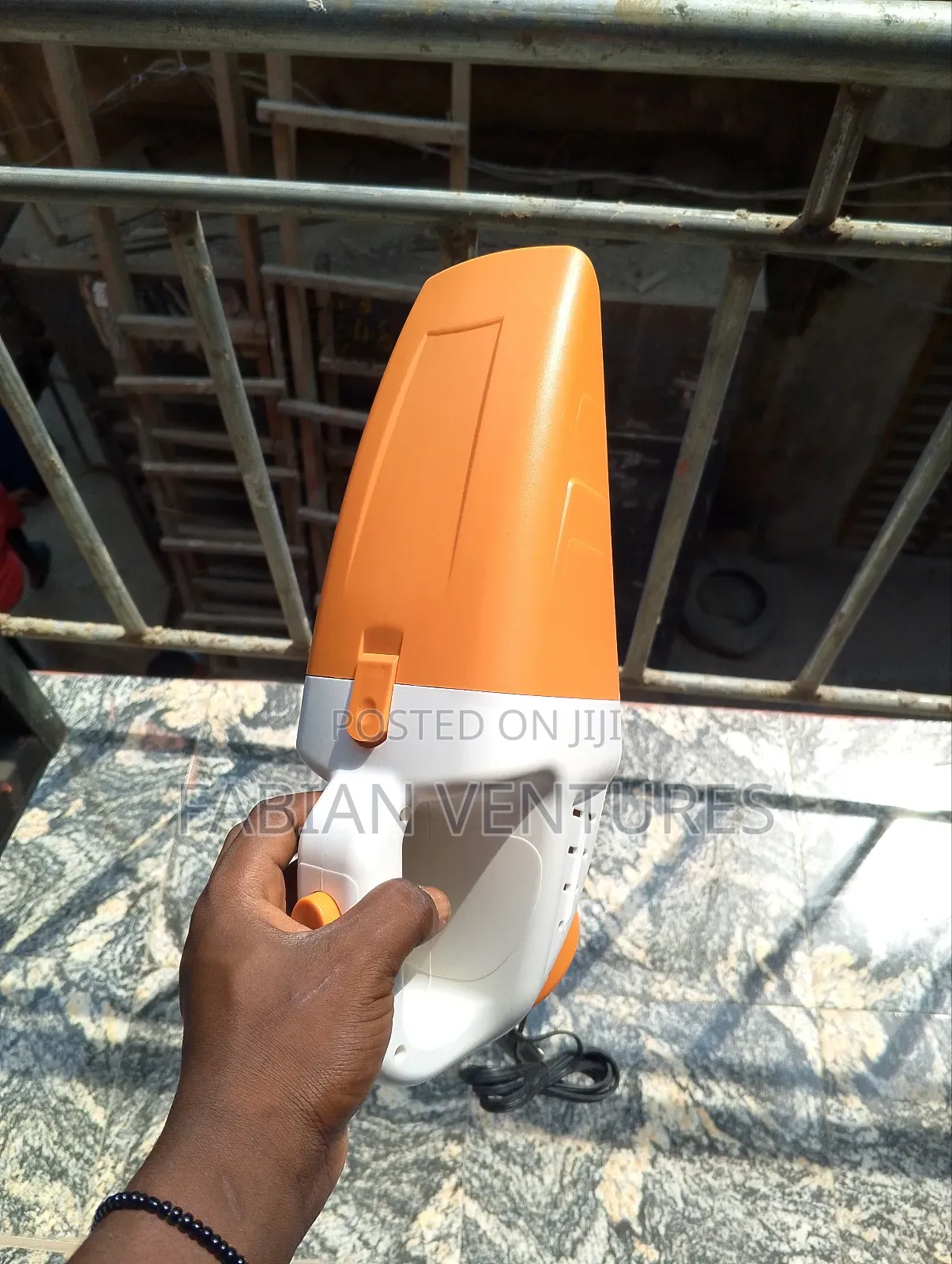 12v DC Dual Motor Vacuum Cleaner