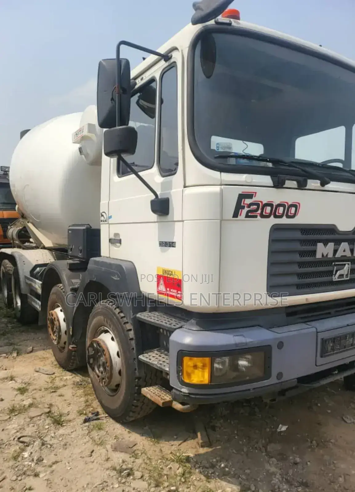 Man Diesel Sand Mixer Truck(10tyres and 12tyres Available )