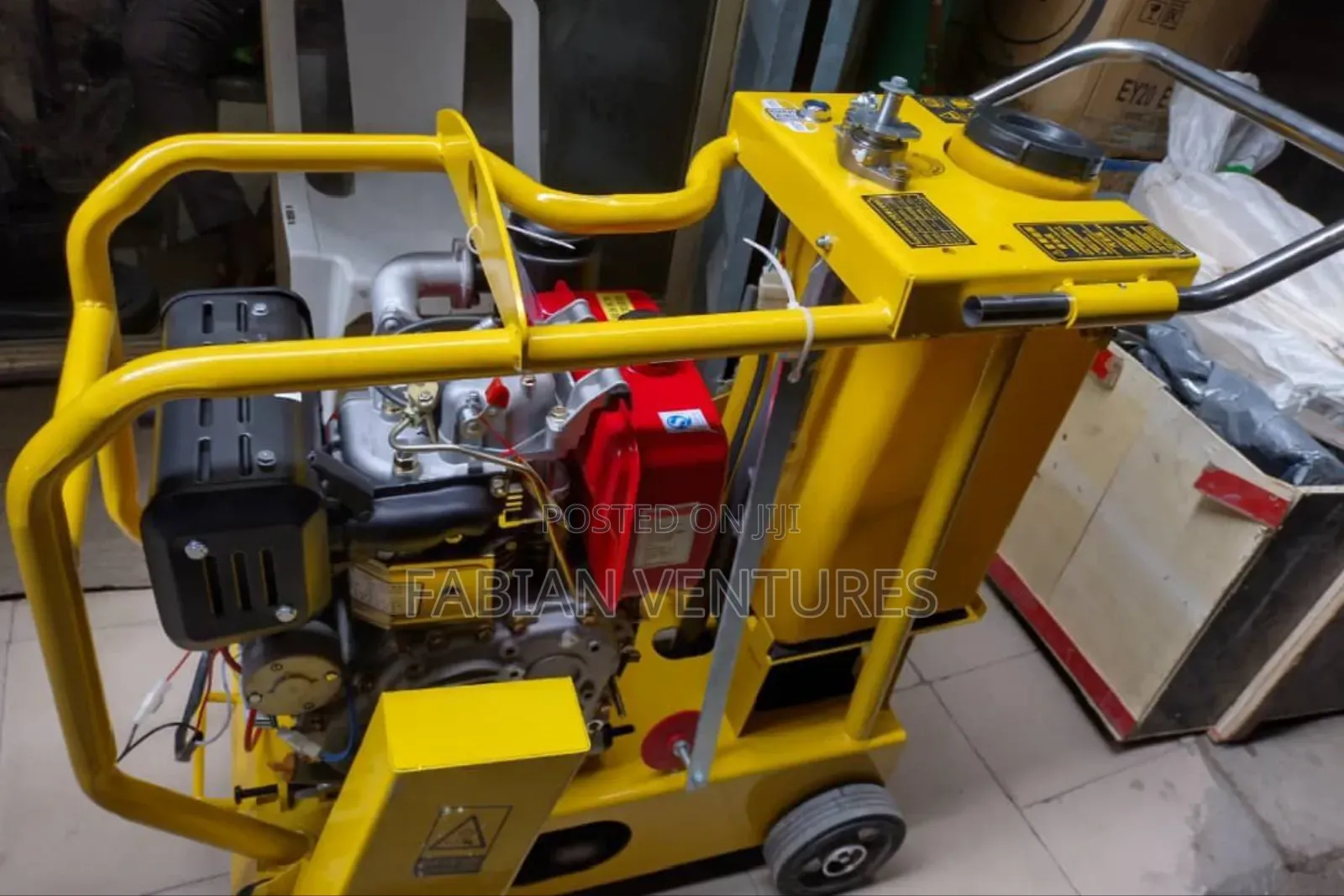 Asphalt Cutting Machine