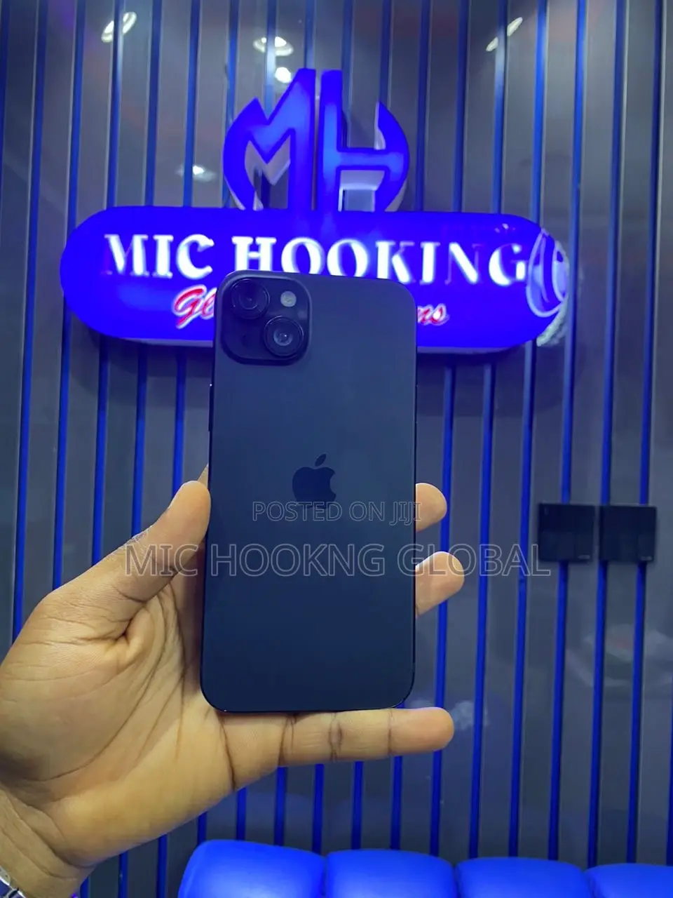 Apple iPhone 15 Plus 128 GB Gray