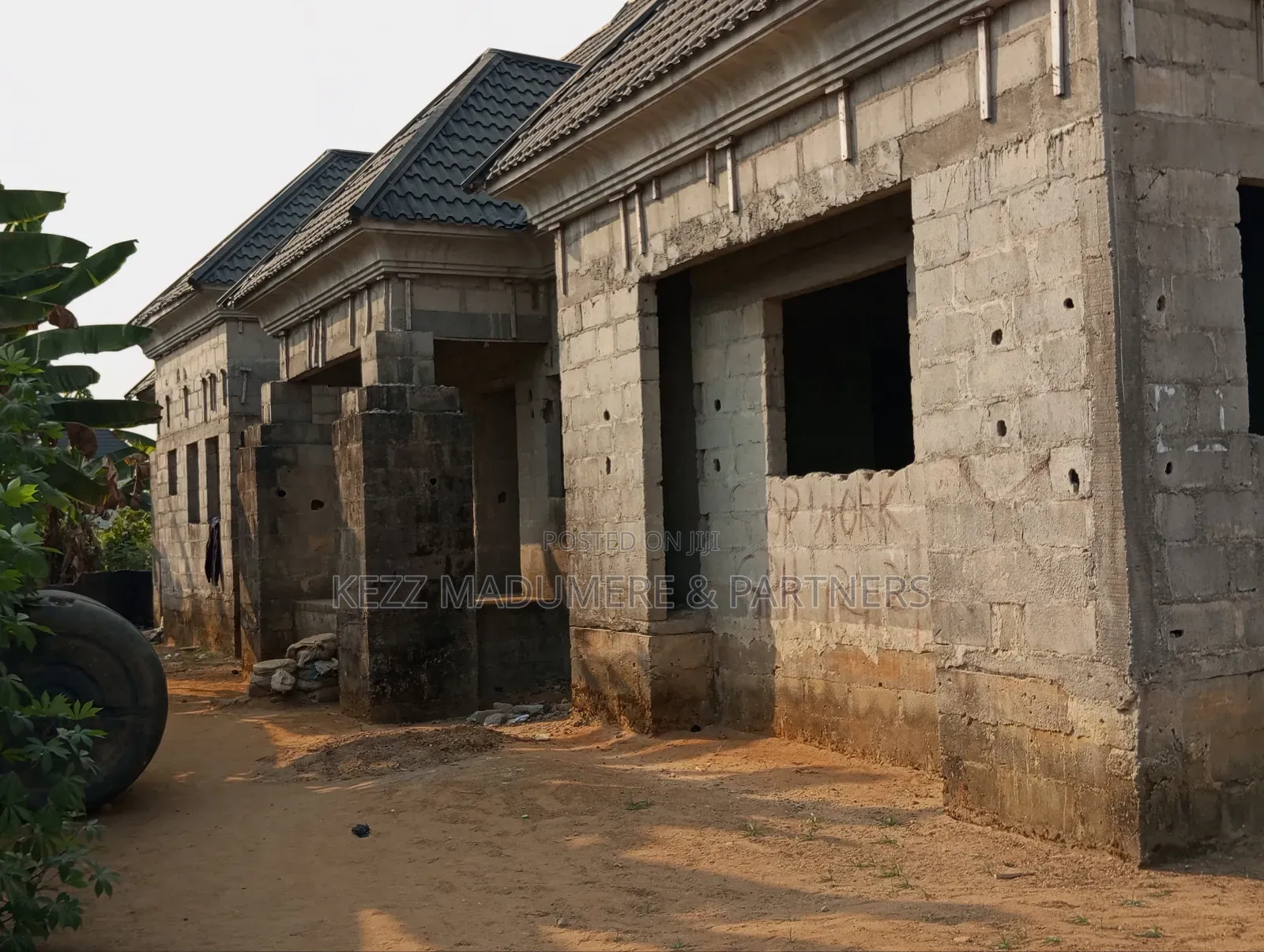 4bdrm Block of Flats in Inside An Estate, for sale
