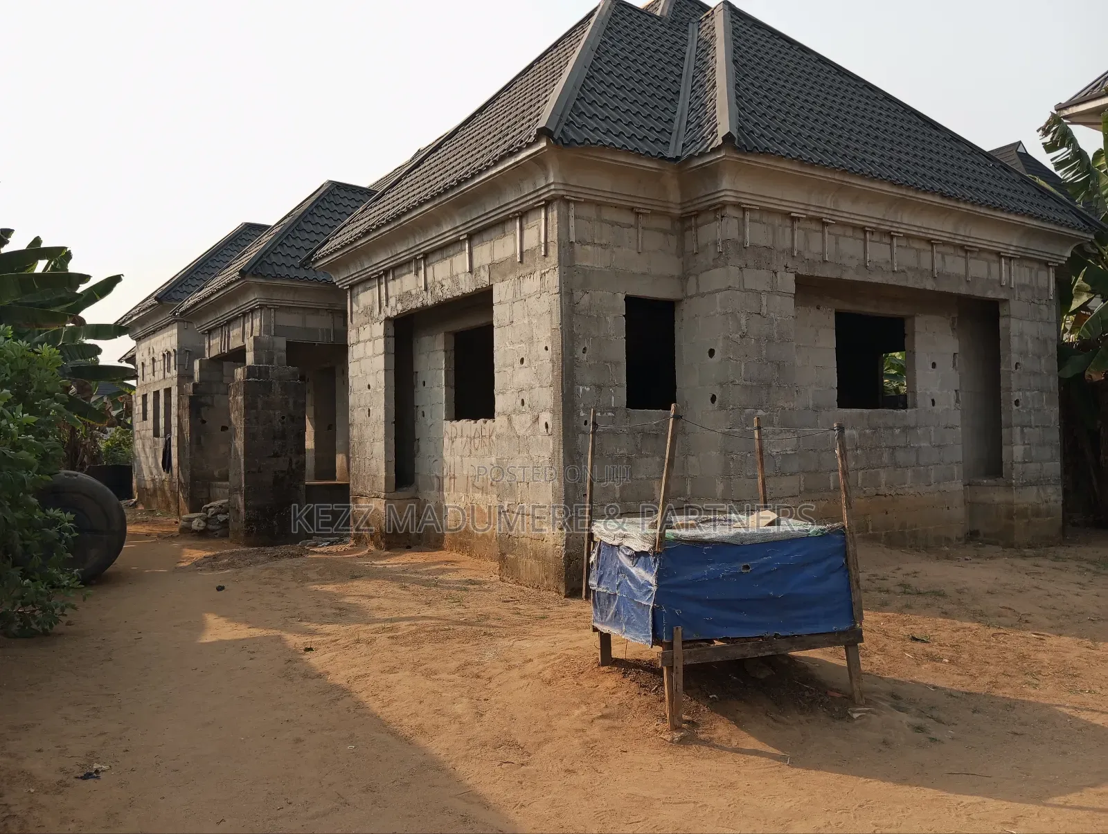 4bdrm Block of Flats in Inside An Estate, for sale