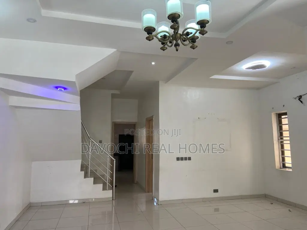 Furnished 4bdrm Apartment in Ikota, Lekki for rent