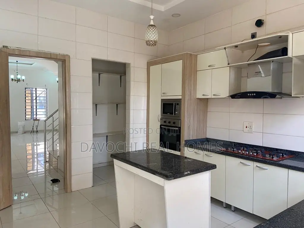Furnished 4bdrm Apartment in Ikota, Lekki for rent