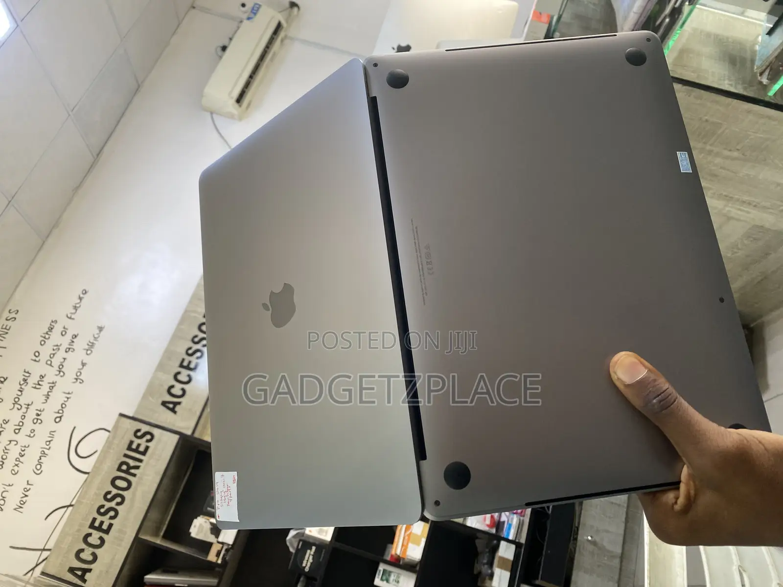 Laptop Apple MacBook Pro 2019 16GB Intel Core I7 SSD 512GB