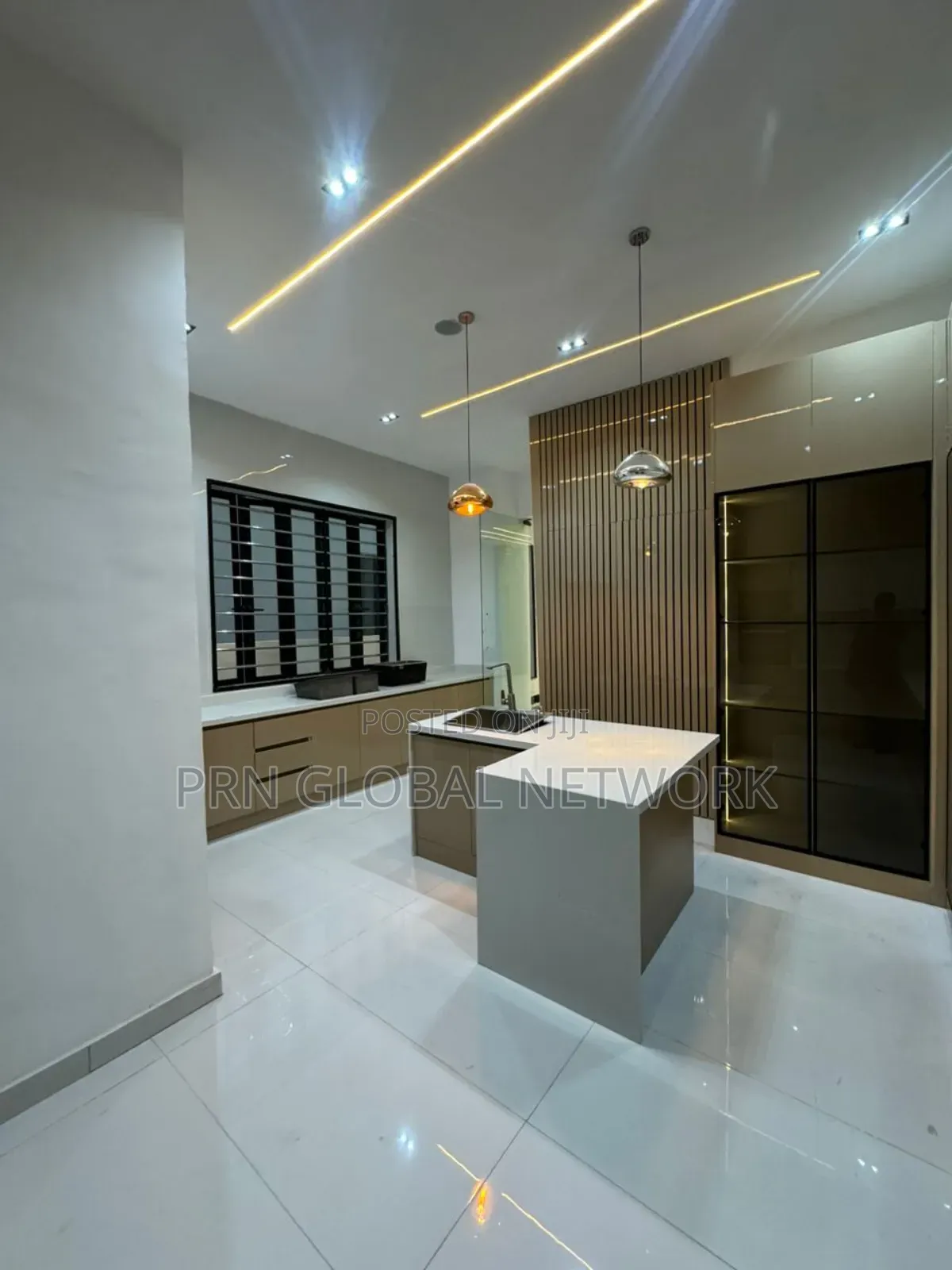 Furnished 5bdrm Duplex in Lekki for sale
