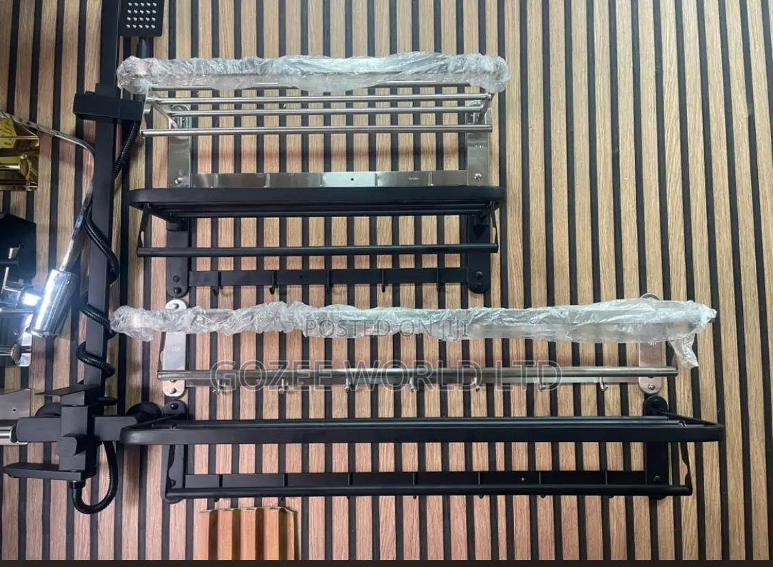 Multiple Towel Ray