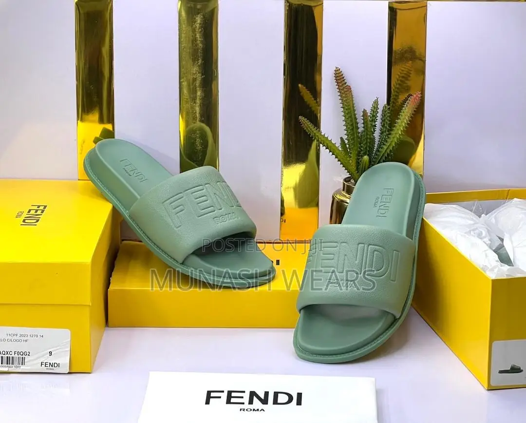 Original Leather Fendi Luxury Slip 40-46,Nationwide Deliver