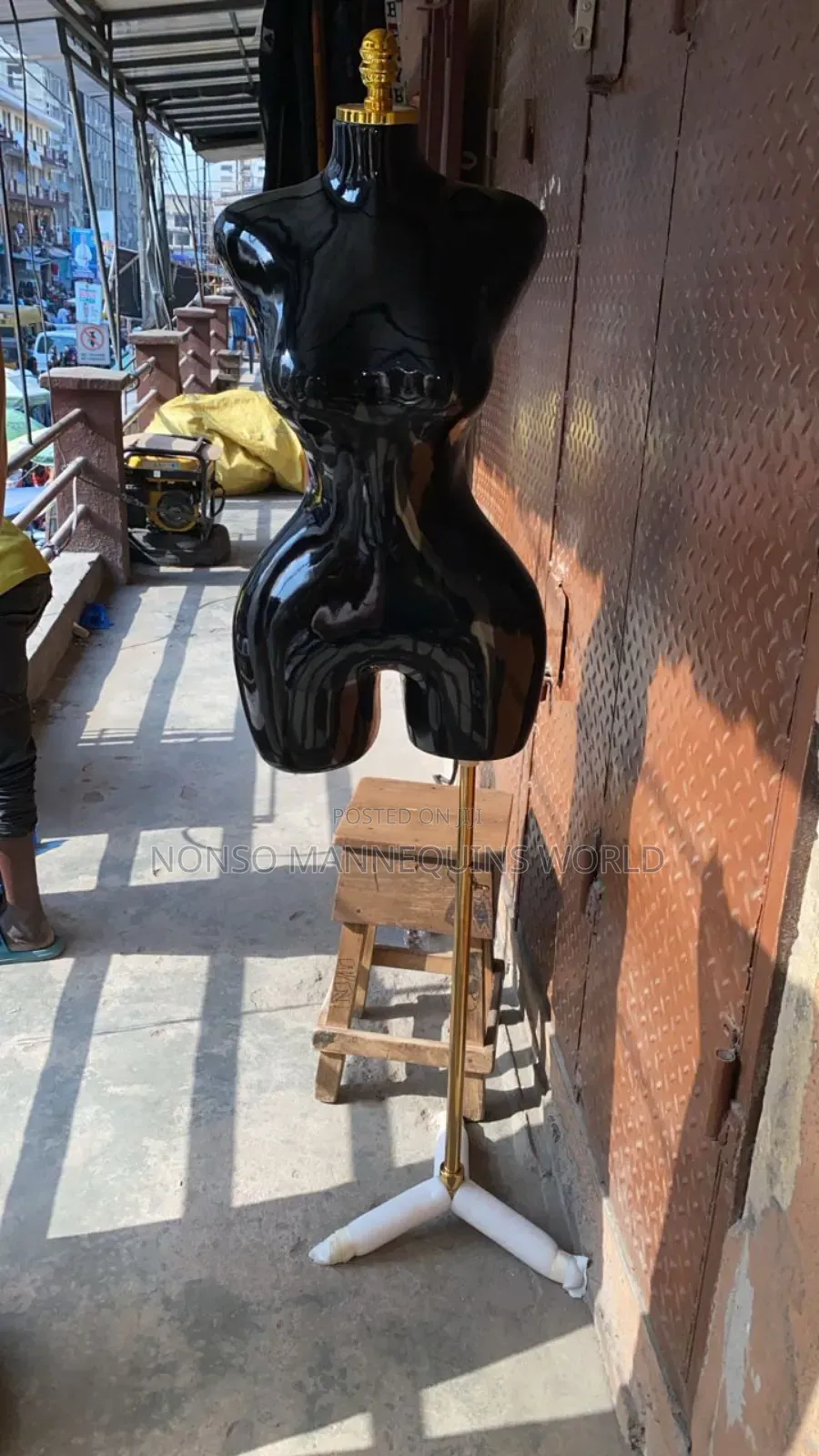 Black Fibre Bbl Bodyform
