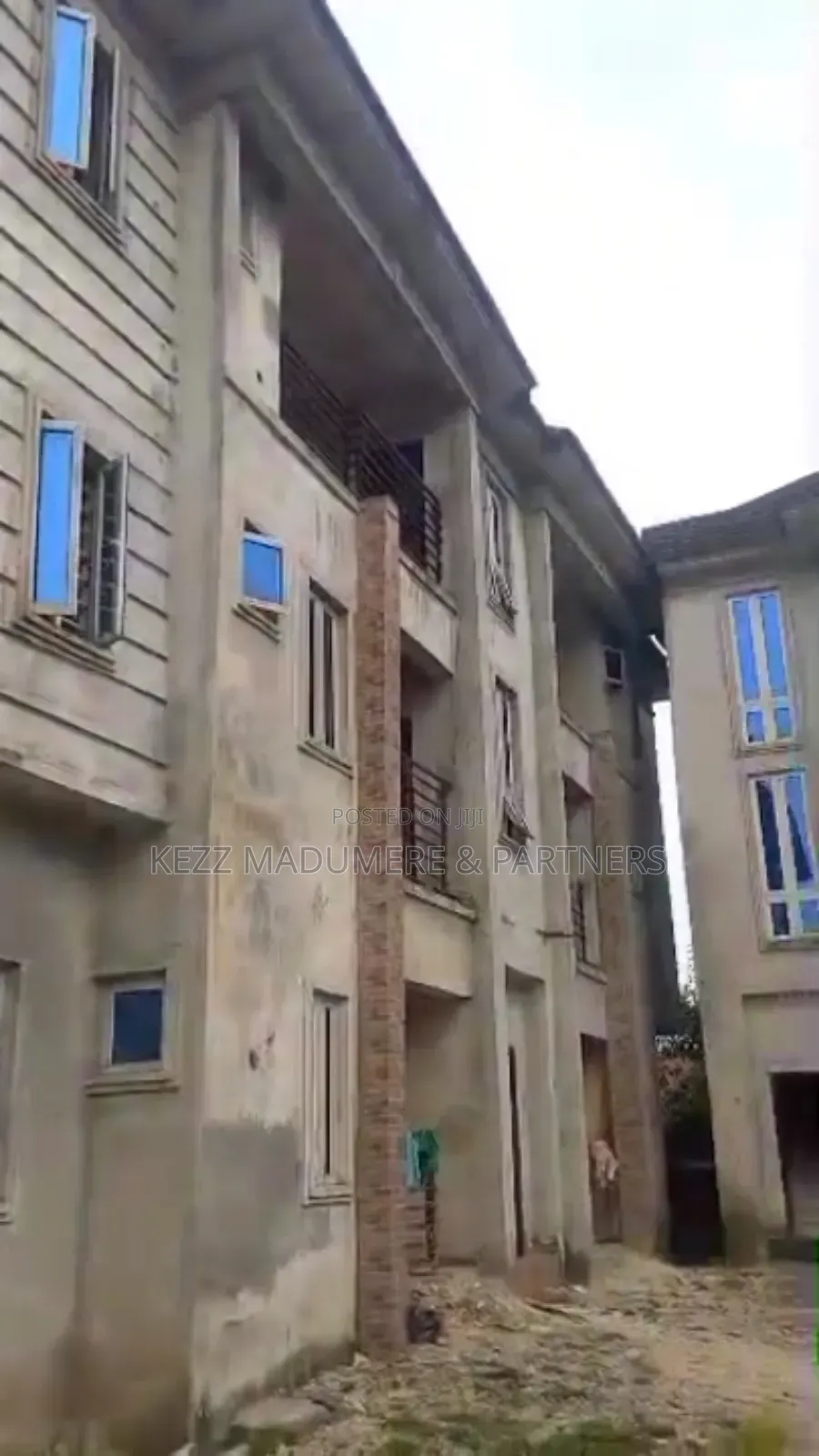 12bdrm Block of Flats in Sars Road , Port for sale