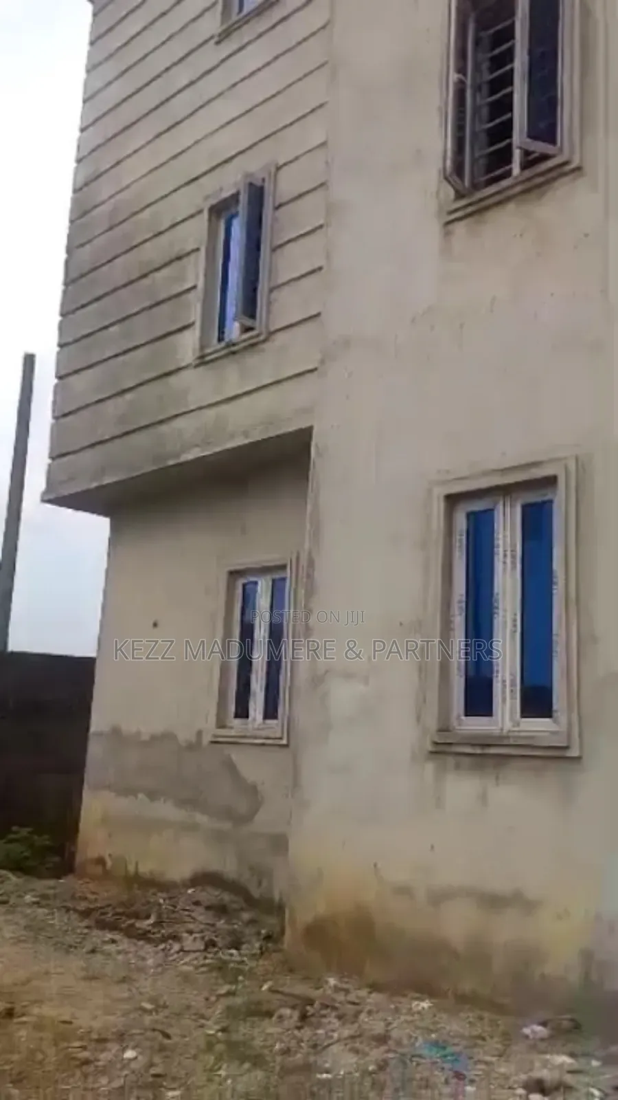 12bdrm Block of Flats in Sars Road , Port for sale