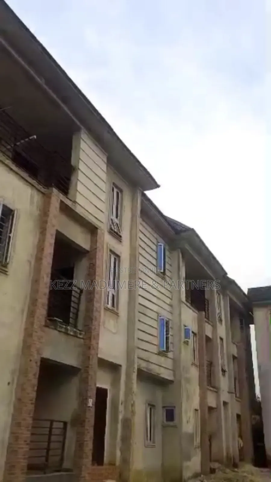 12bdrm Block of Flats in Sars Road , Port for sale