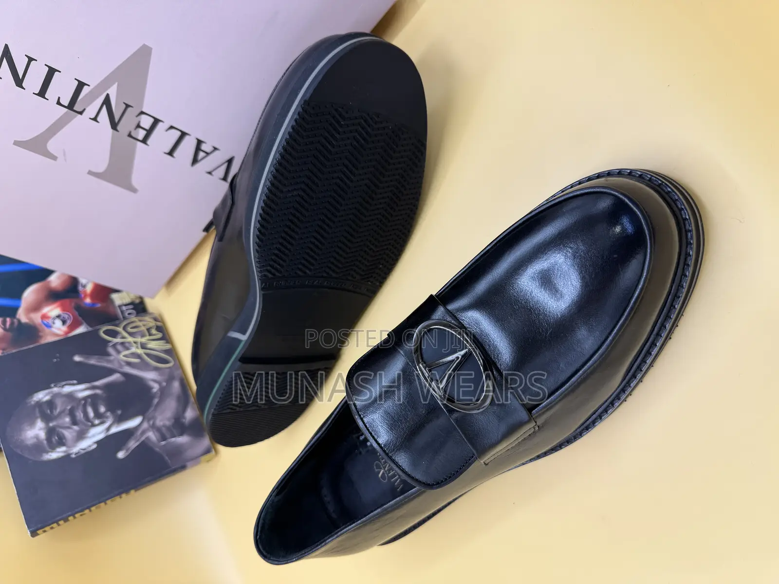 Italian Valentino Luxury Shoe