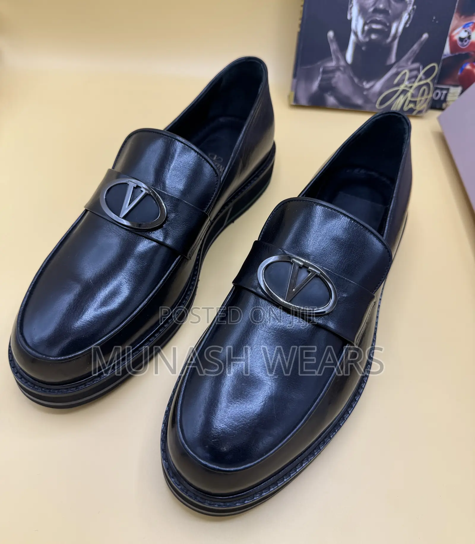 Italian Valentino Luxury Shoe