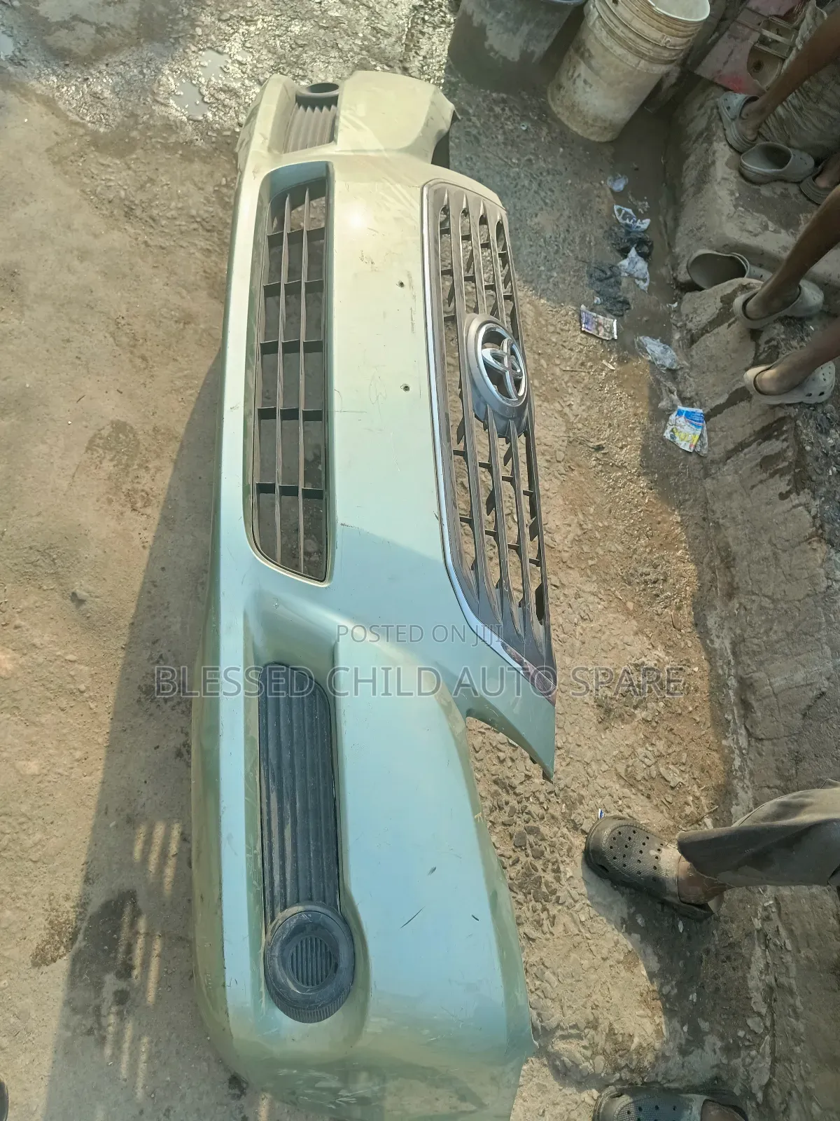 Complete Front Bumper Toyota Avalon 2008-2010