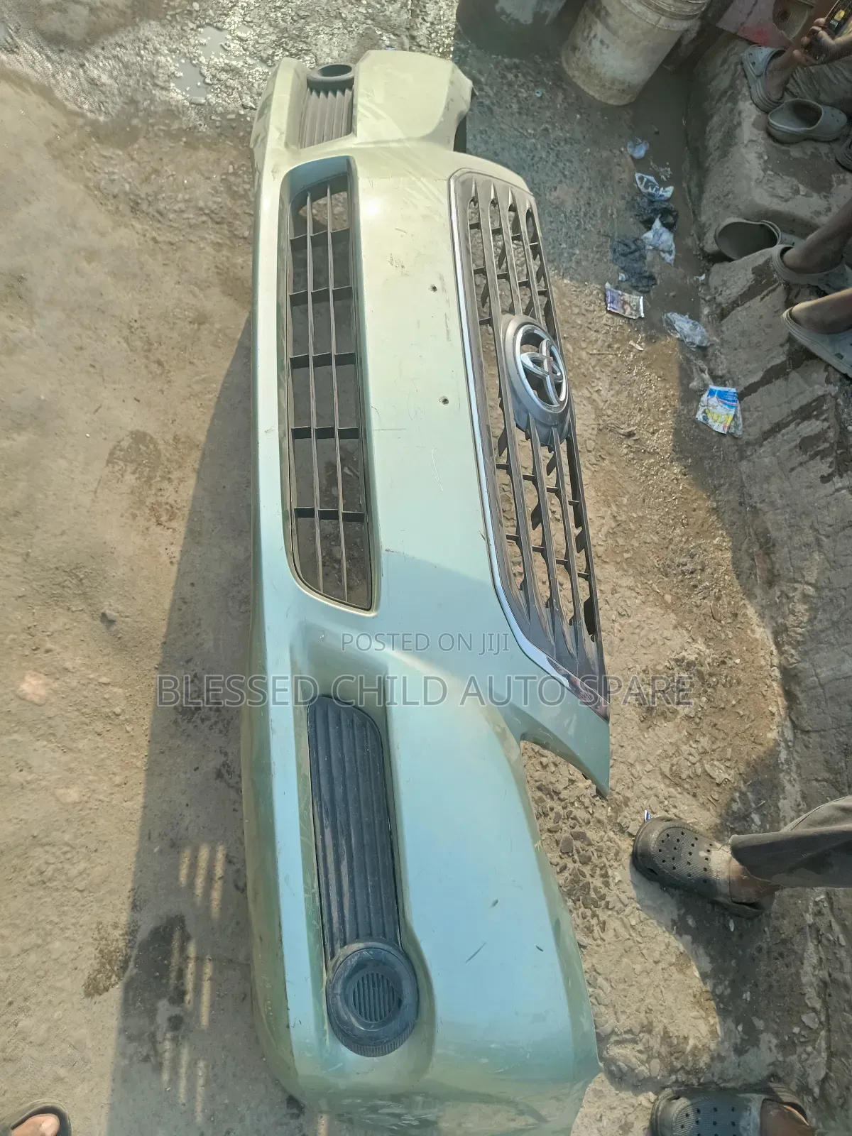 Complete Front Bumper Toyota Avalon 2008-2010