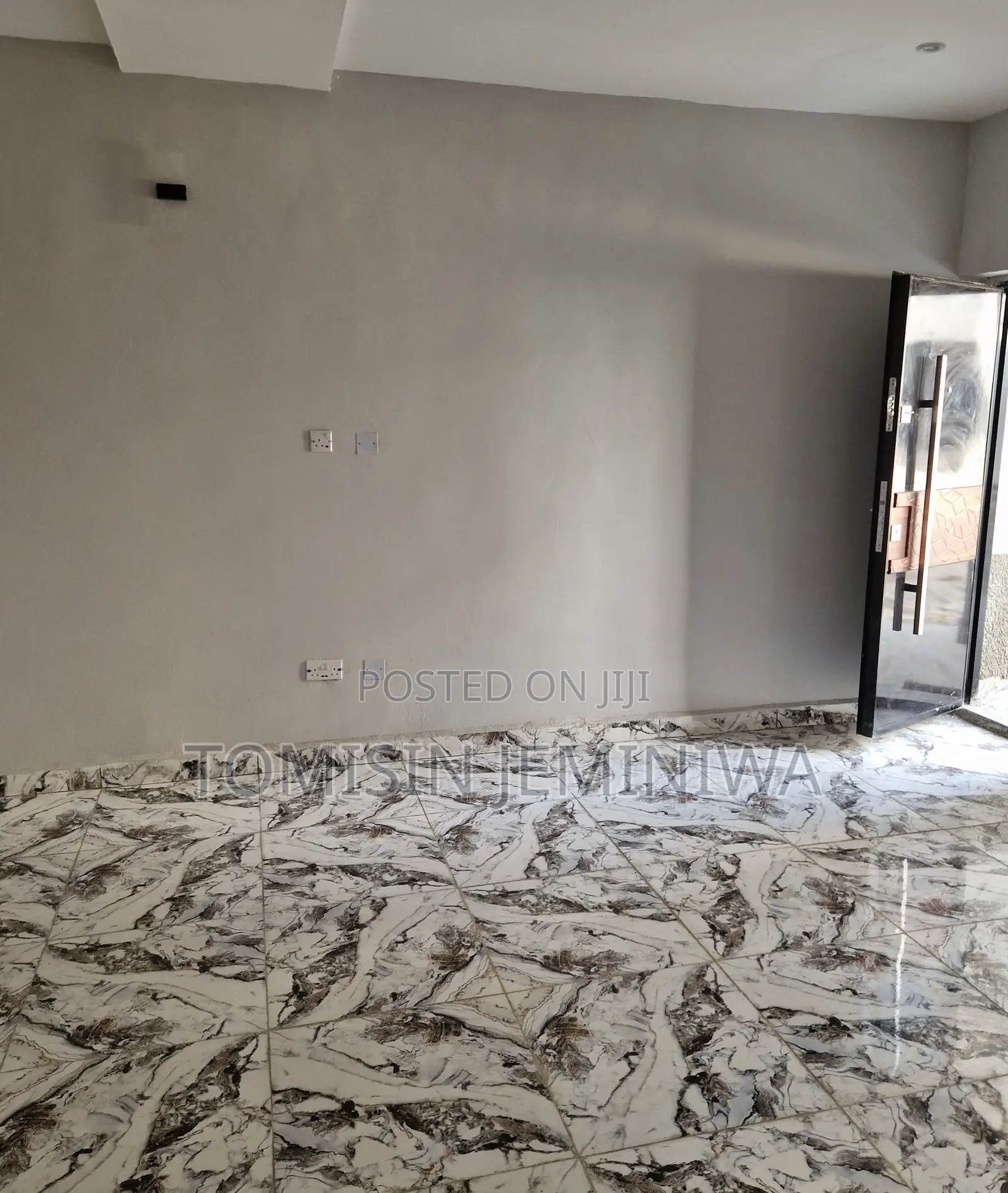 Furnished 2bdrm Block of Flats in Pacific Estate, Kubwa for sale