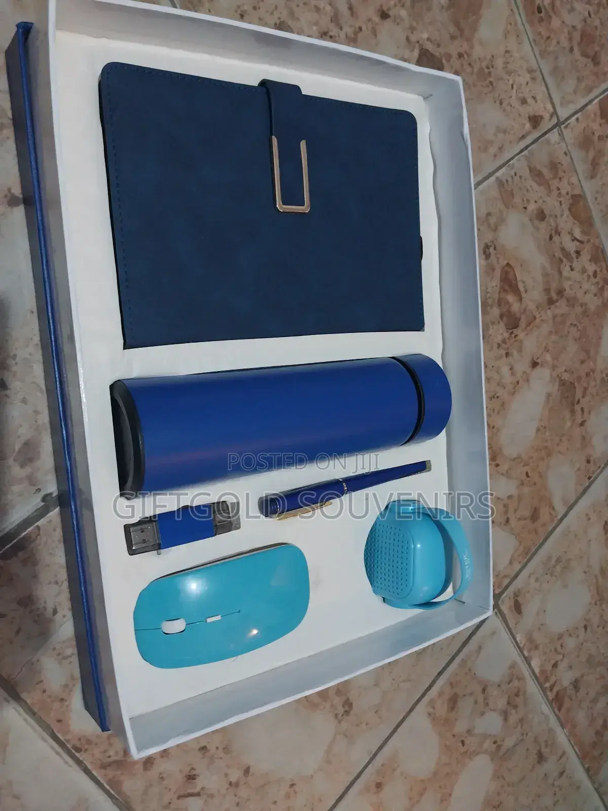 6 in 1 Corporate Business Gift Set