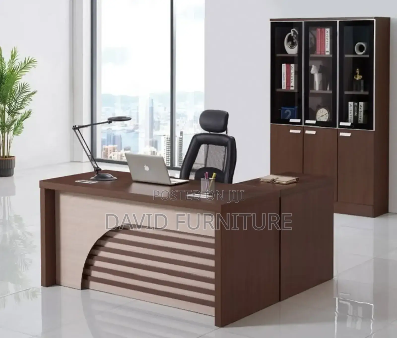 1.6 Meter Executive Desk(Table Only.)