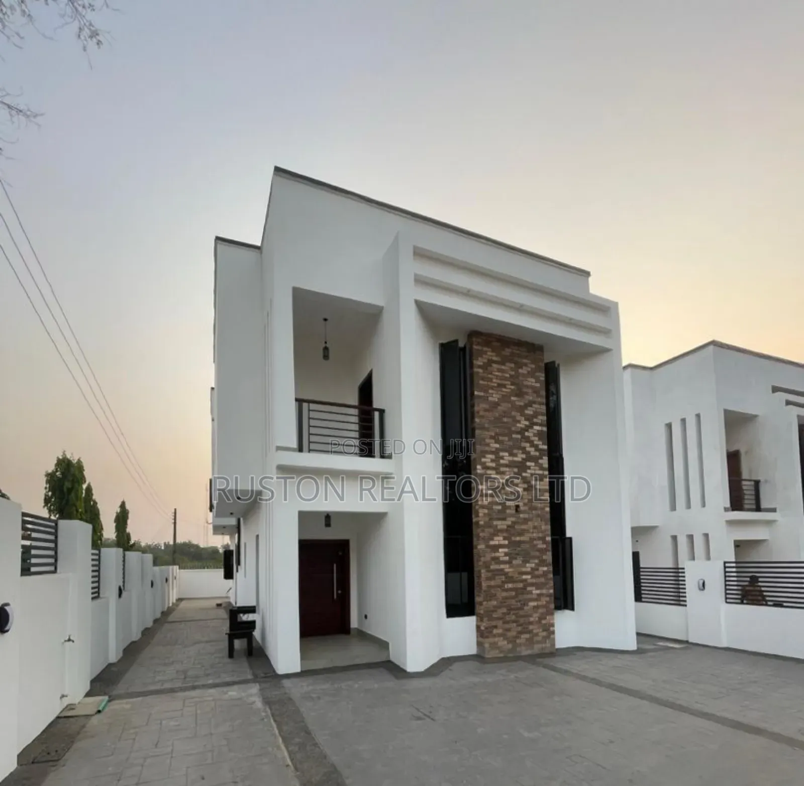 4bdrm Duplex in Ibadan for sale