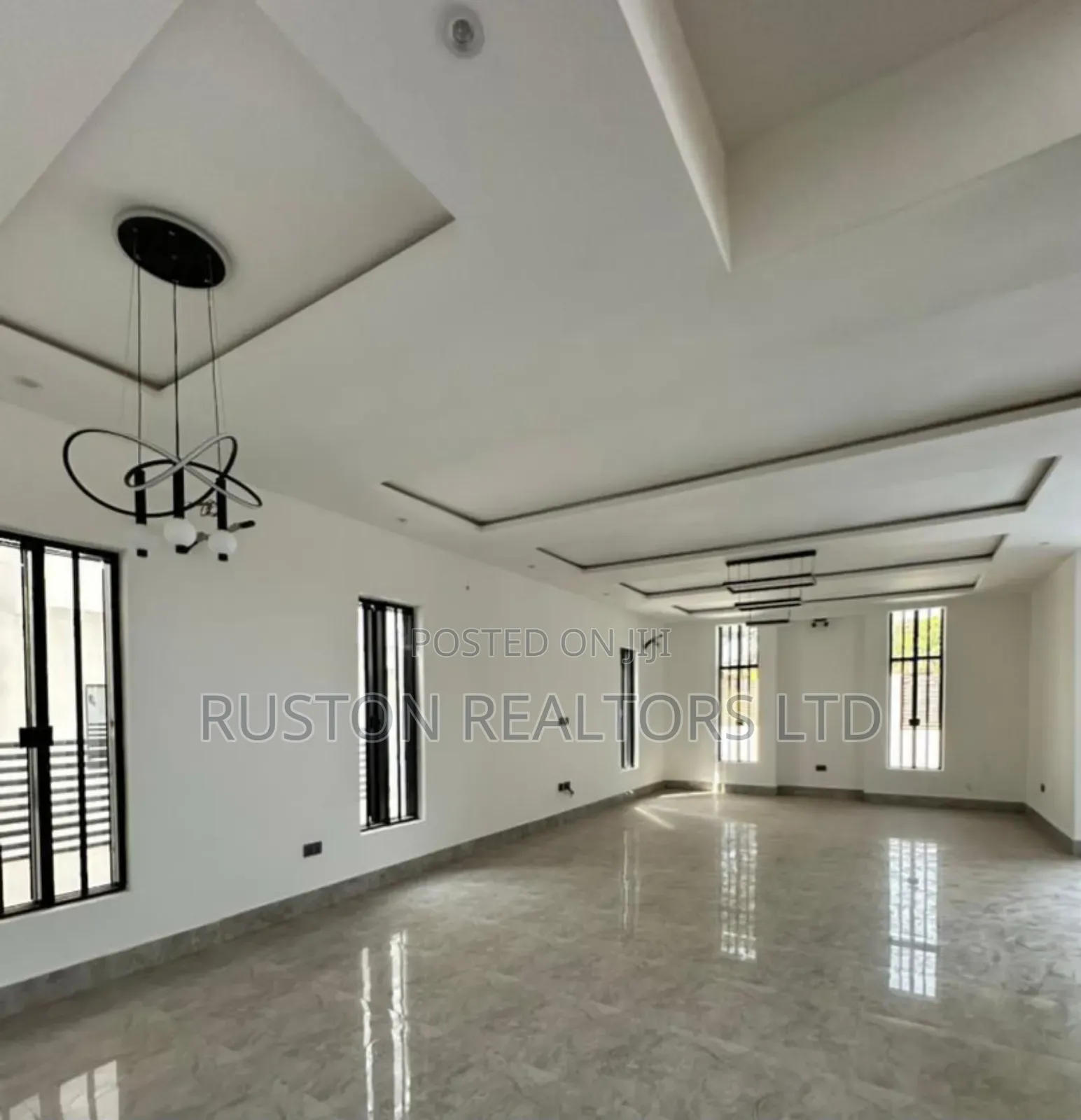 4bdrm Duplex in Ibadan for sale