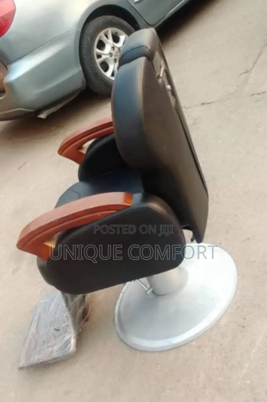 Imported Executive Salon Rolling Recliner Barber Chair
