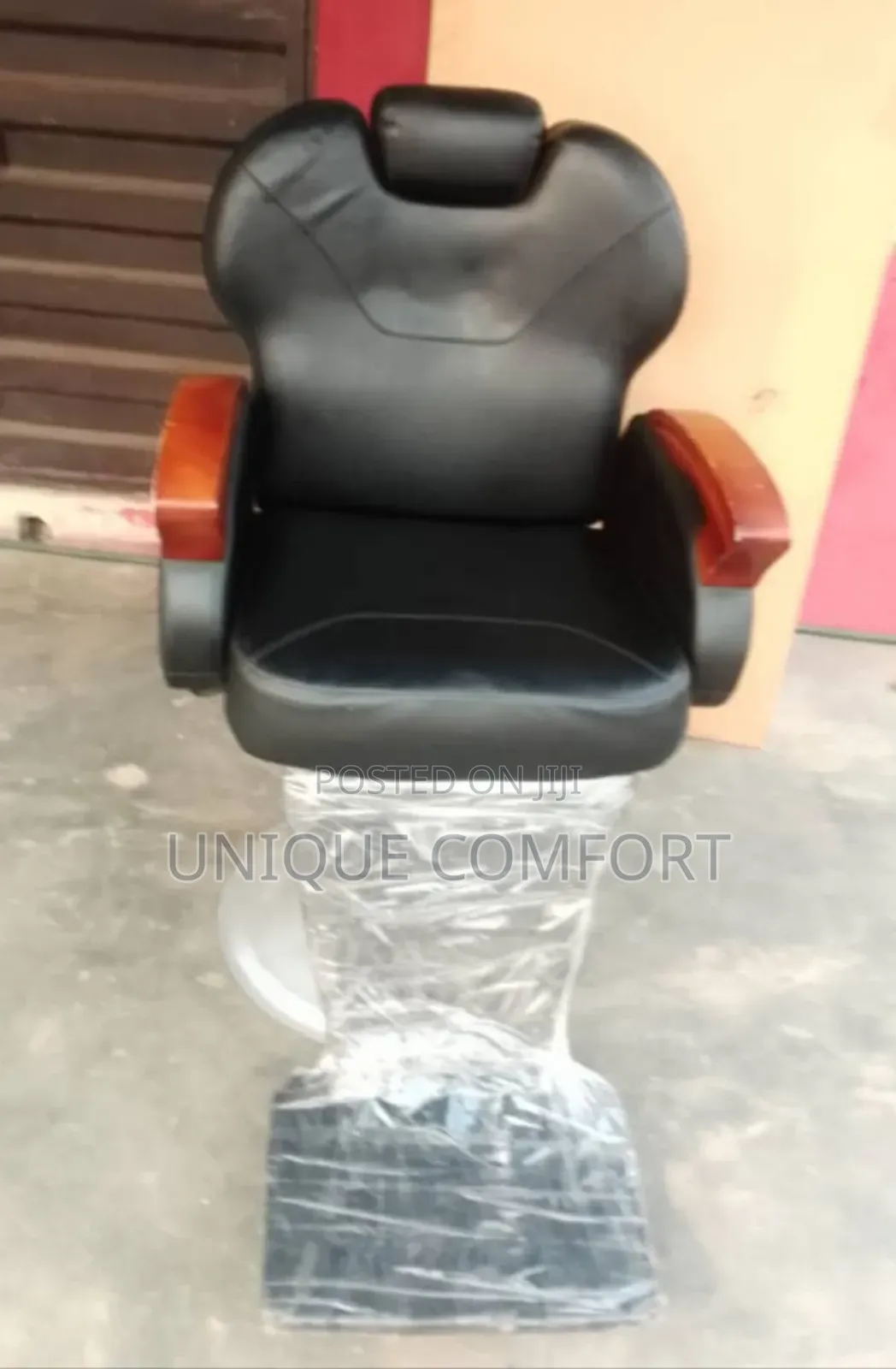 Imported Executive Salon Rolling Recliner Barber Chair
