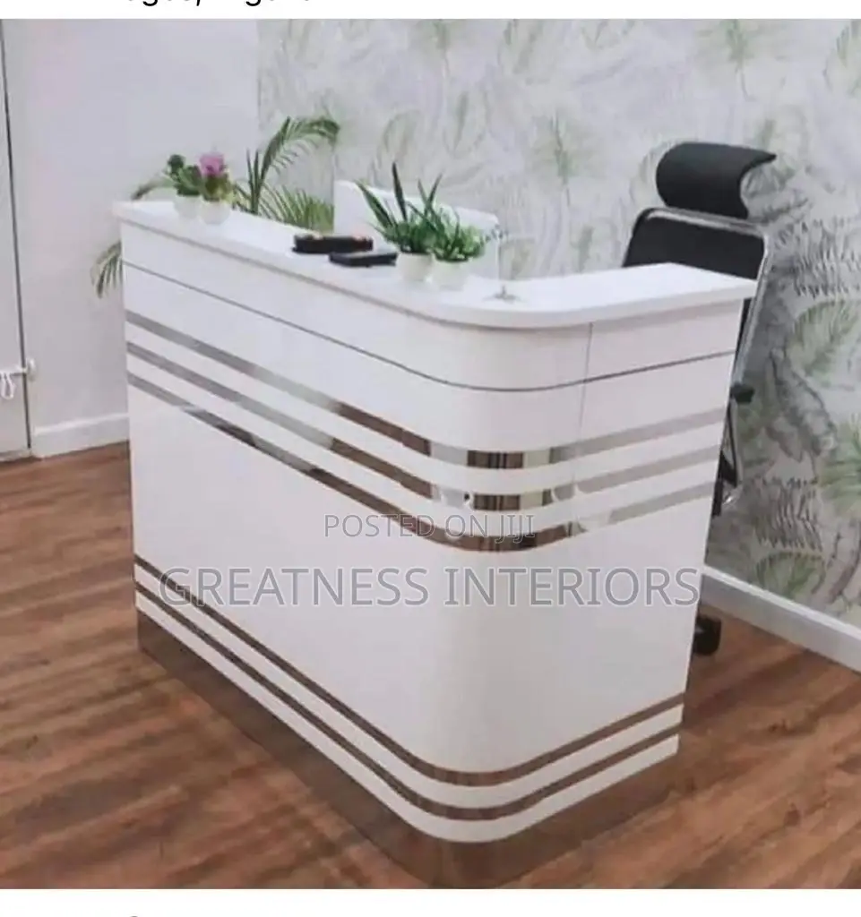 High Quality Standard Imported Receptionist Table (1.2m)