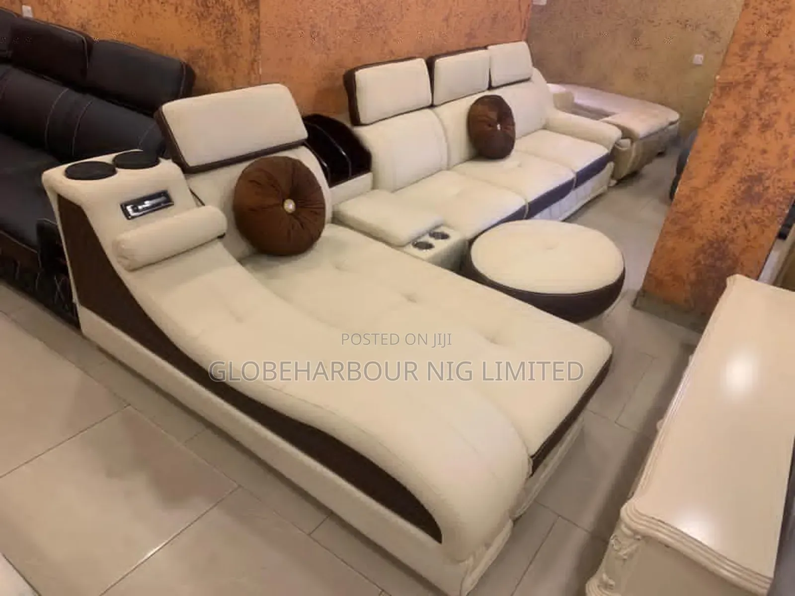 Royal Exquisite Sofa
