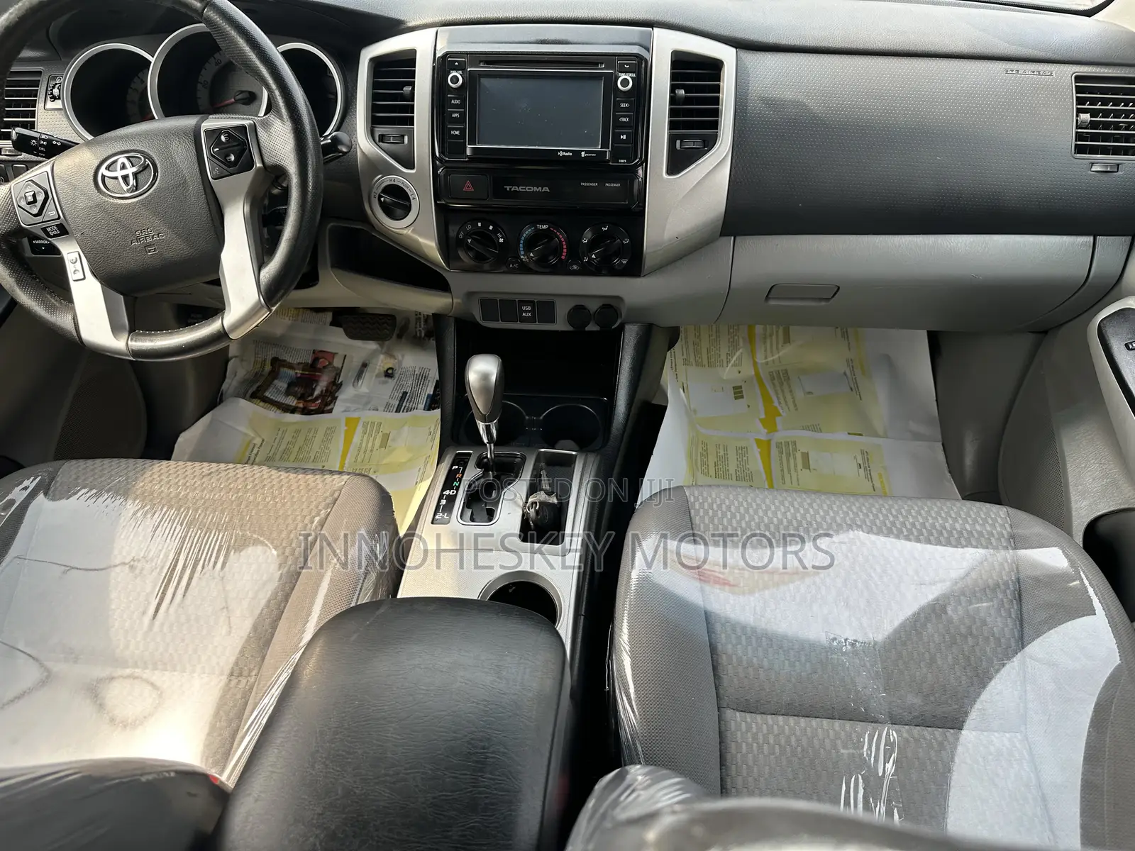 Toyota Tacoma 2015 Gray