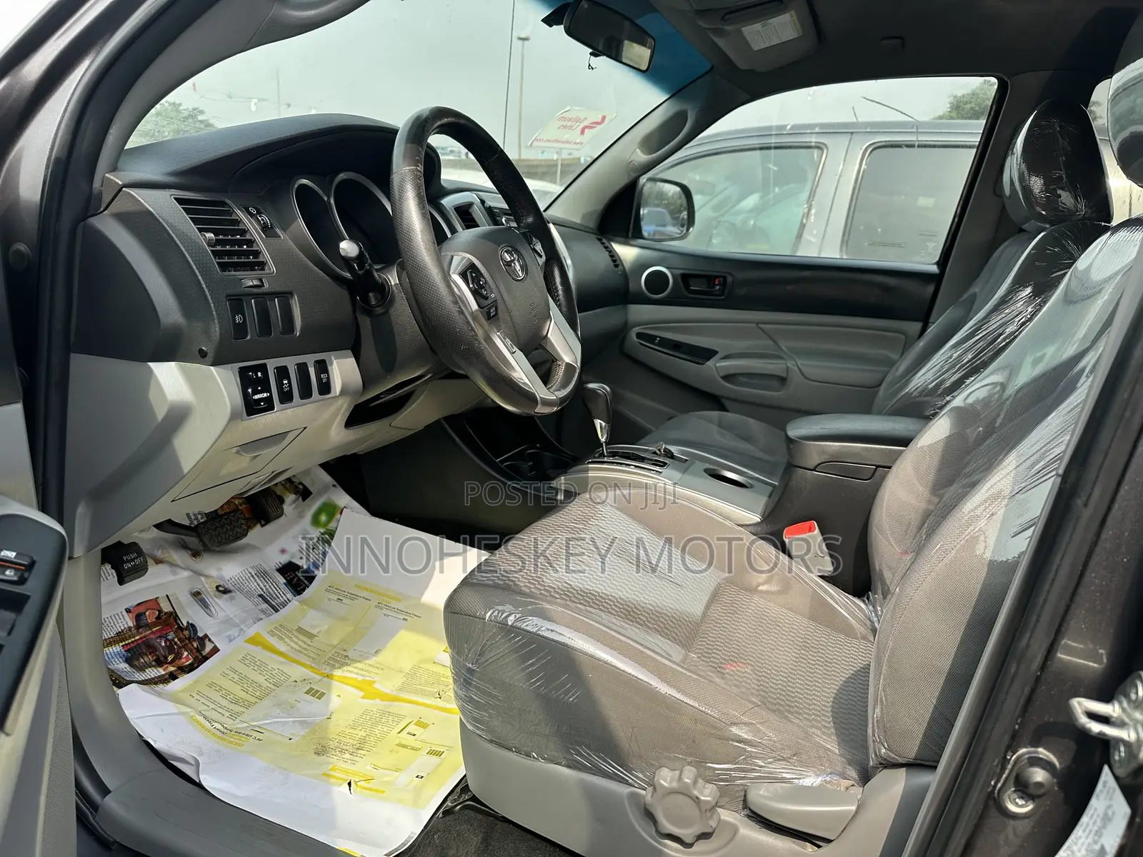 Toyota Tacoma 2015 Gray