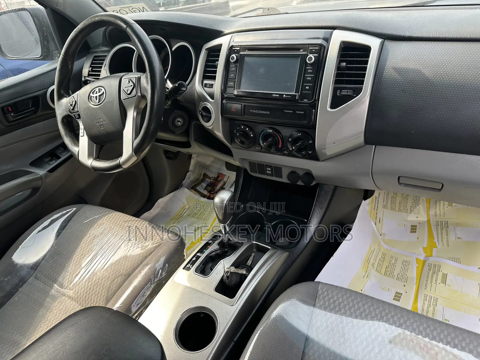 Toyota Tacoma 2015 Gray